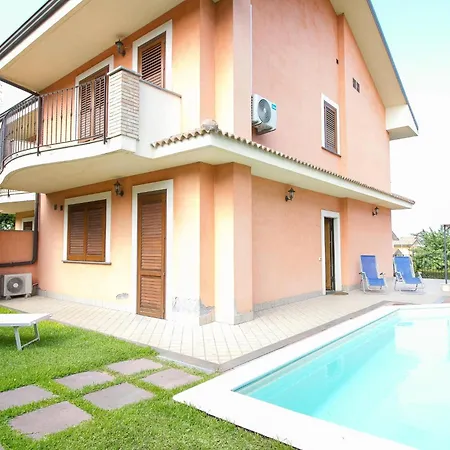 Villa Spacious Sicilian Etna