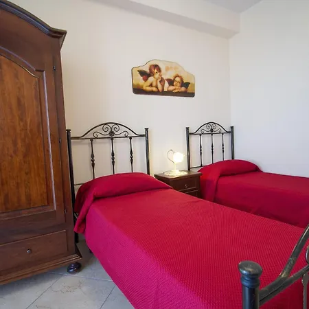 Spacious Sicilian Etna Villa *