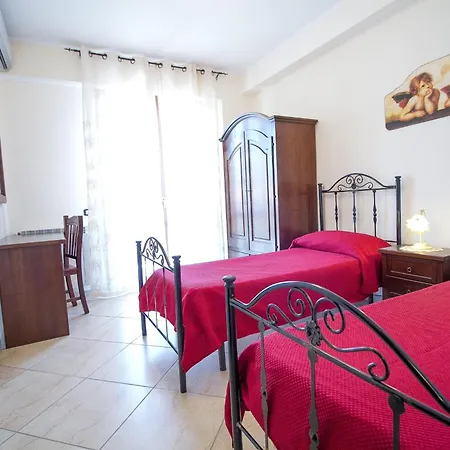 Spacious Sicilian Etna Villa Trecastagni